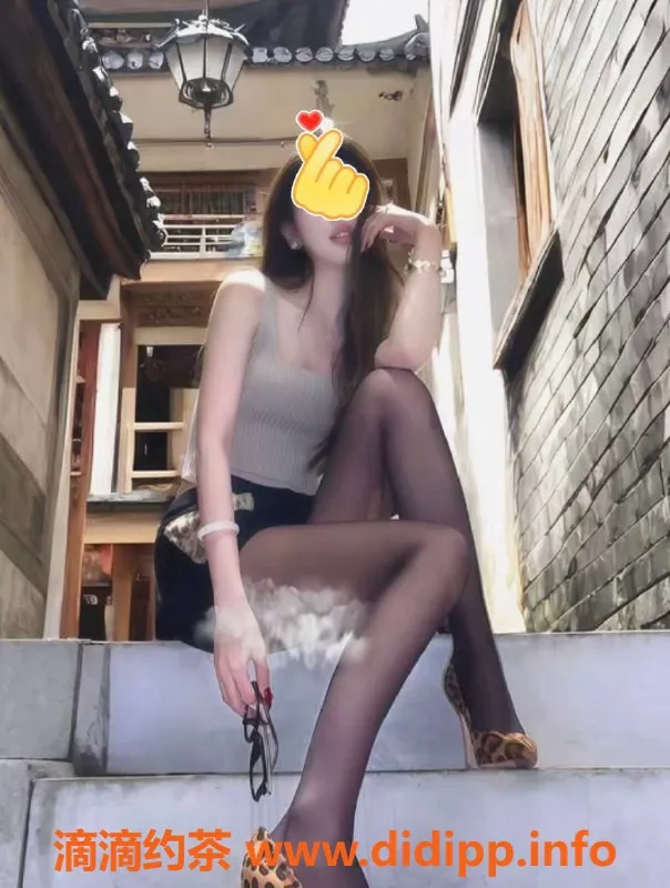 广州楼凤-佛山禅城安迪老师，900起服务，超赞体验！