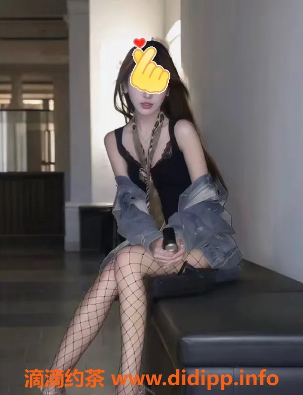 广州楼凤-佛山禅城安迪老师，900起服务，超赞体验！