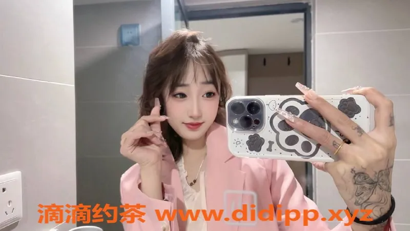 成都楼凤-武侯区安娜，颜值高细腰嫩妹，700p/50分钟