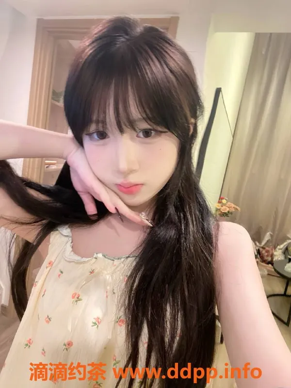 杭州楼凤-拱墅嫩妹小白，900元/次，工兵优惠来袭！