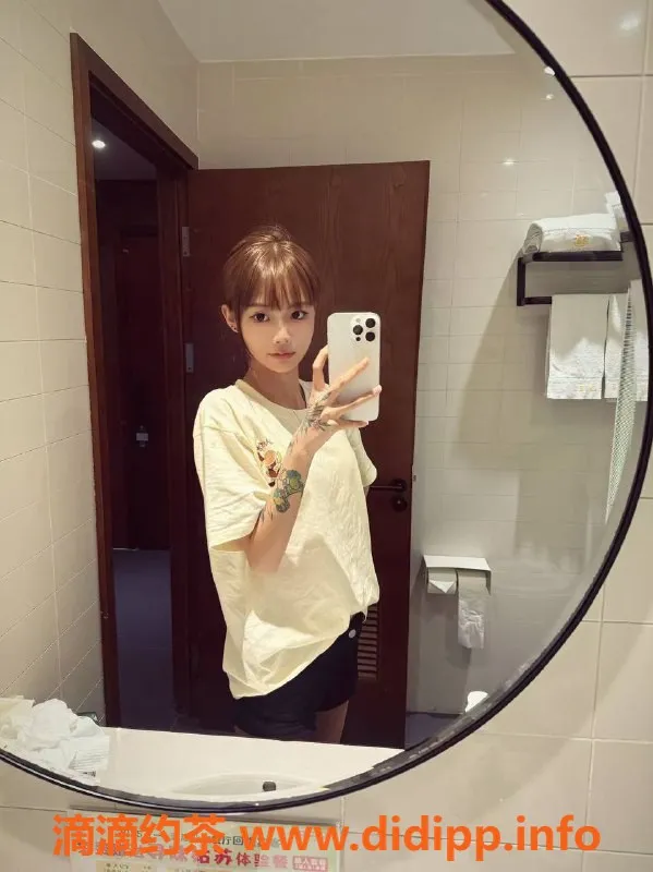 杭州楼凤资源信息,上城徐七七，嫩妹舌吻，课费1000起