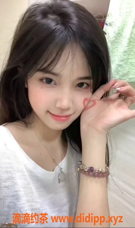 广州楼凤-荔湾婷婷上门服务，17PP嫩妹双飞体验