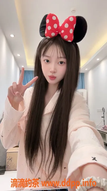 杭州楼凤资源信息,滨江嫩妹哆米，舌吻服务超赞！