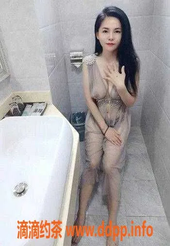 深圳楼凤-罗湖大奶御姐蓉儿，30岁全套500元