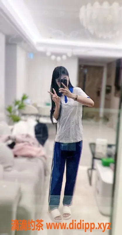 深圳楼凤资源信息,福田嫩妹开心果，P1200起，超配合！