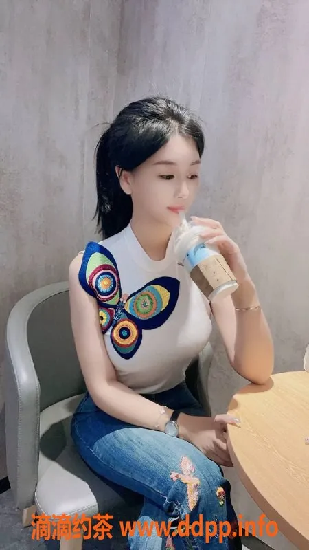 成都楼凤-锦城湖御姐云中月，170cm身材，优质服务