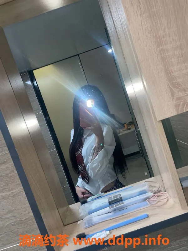 深圳楼凤资源信息,龙岗曲奇，清纯可爱，服务超赞