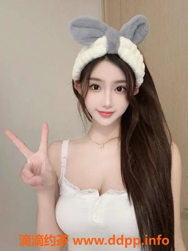 广州楼凤-天河夏桑宁，1700元课费，专业服务保证