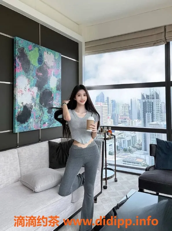 广州楼凤-天河夏桑宁，1700元课费，专业服务保证