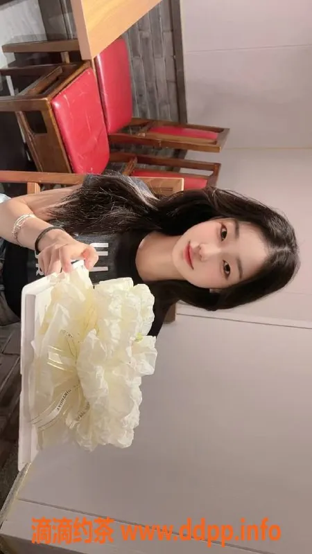 广州楼凤资源信息,天河嫩妹诗恩，视频验证，700元体验！