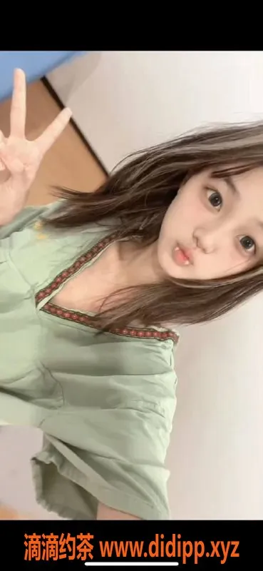 东莞楼凤-大朗小嫩芽，800元引体入胜服务