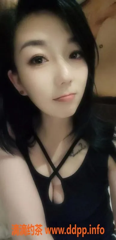 长沙楼凤-岳麓区金金少妇，无套口服务，500p起