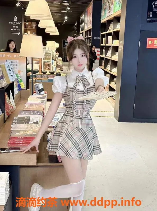 成都楼凤-成都武侯区七七 165cm嫩妹，热情代聊服务仅600起