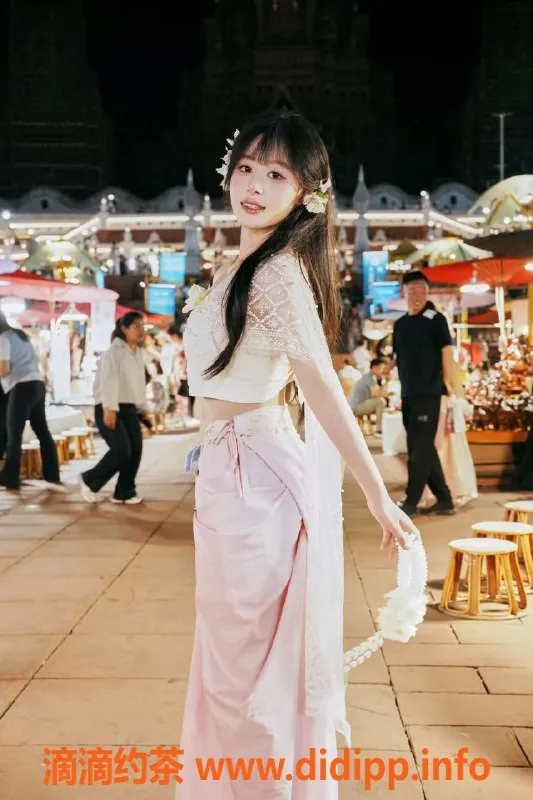 杭州楼凤-余杭青优嫩妹，1000元体验舌吻与69