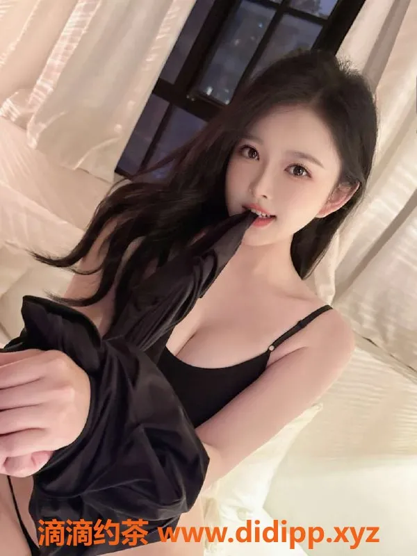 广州楼凤-天河香奈儿，御姐大长腿，10P等你来体验！