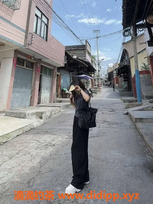 成都楼凤-青羊区小芳，6P/60分钟服务，态度超赞