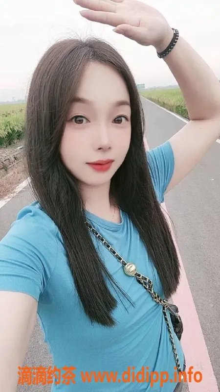 成都楼凤-青羊区小芳，6P/60分钟服务，态度超赞