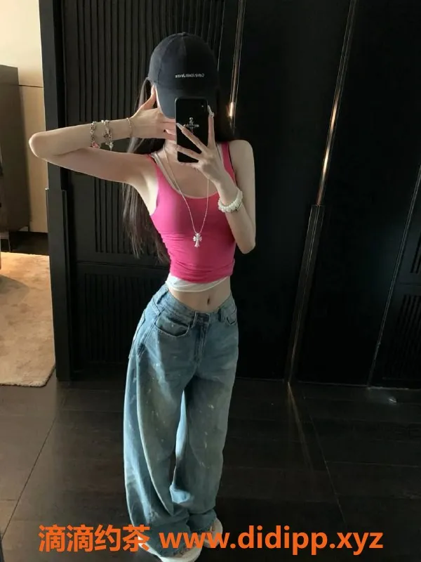 昆明楼凤-西山区名井南，800P陪浴，口交服务