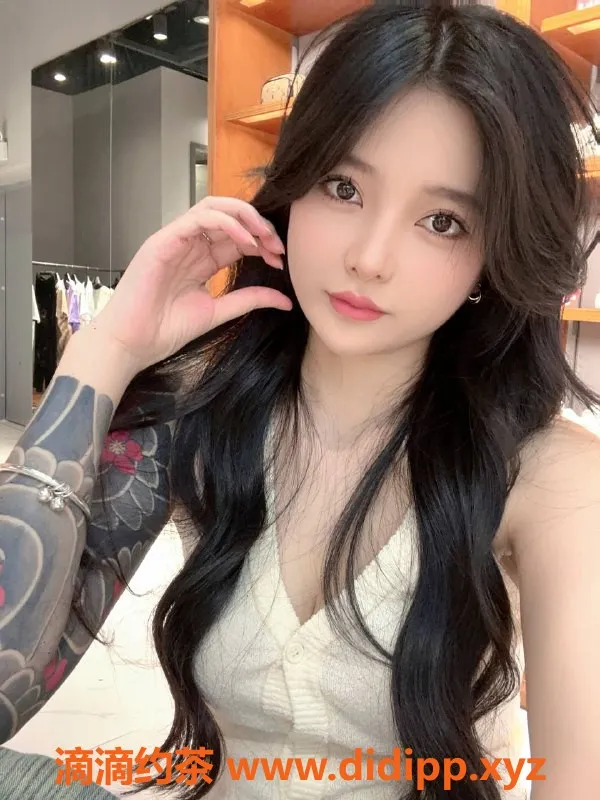 广州楼凤-天河御姐巧巧提供7P鸳鸯浴服务