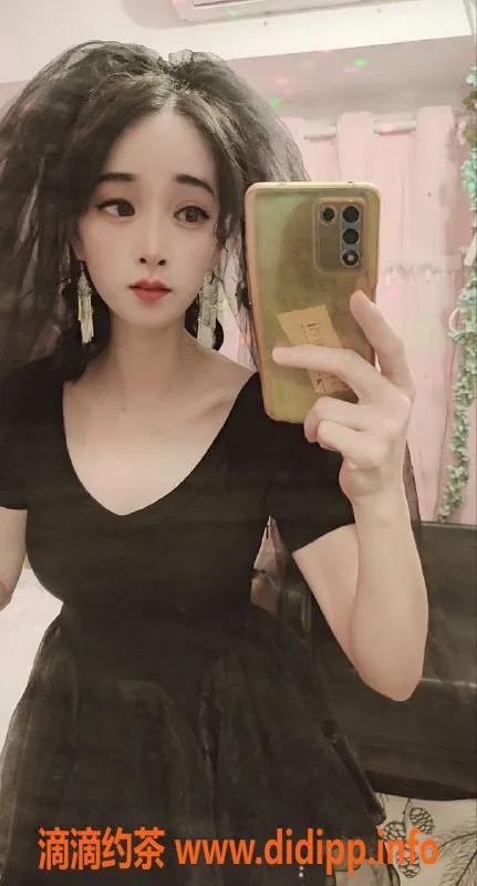 广州楼凤-欧阳念念，天河美女，服务超值，600元起