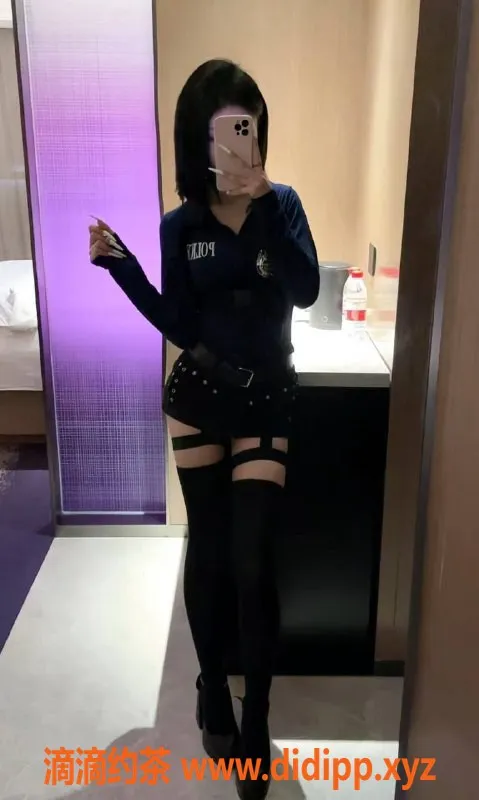 长沙楼凤资源信息,开福区19岁欣欣，身高166cm体重44，热情服务600p