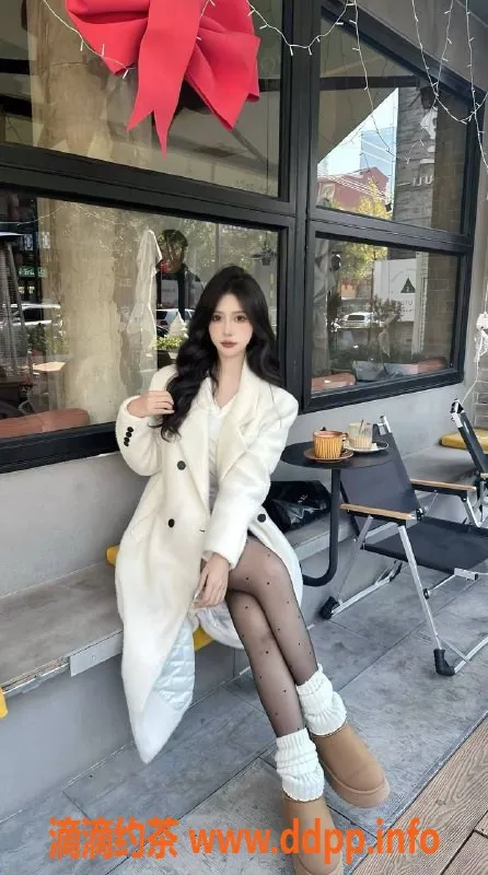 福州楼凤-台江区都美竹，身高165，83斤，800元起