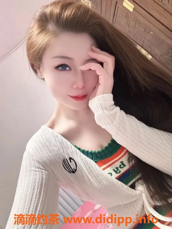 北京楼凤-朝阳双井27岁卷卷，170cm 36D高情商服务