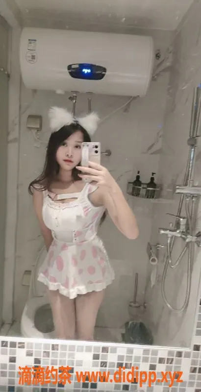 长沙楼凤-雨花区萌萌，500p服务，给你难忘体验