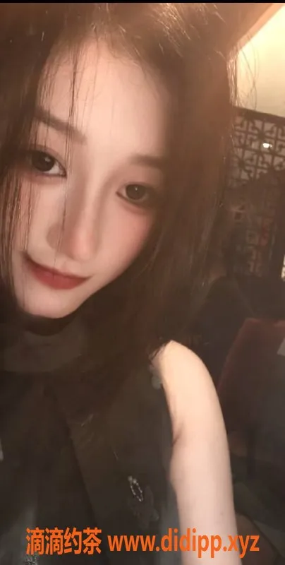 广州楼凤-天河小娜颜，御姐大胸，10P服务等你来体验！