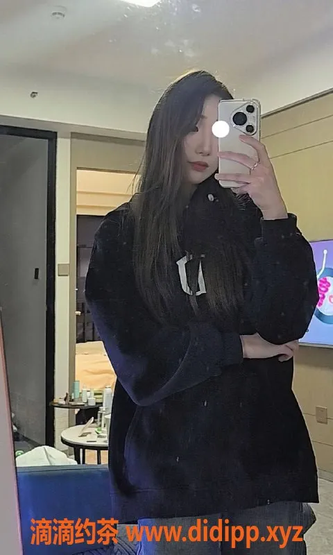 郑州楼凤资源信息,金水区19岁慧美人，170cm，8元约会！