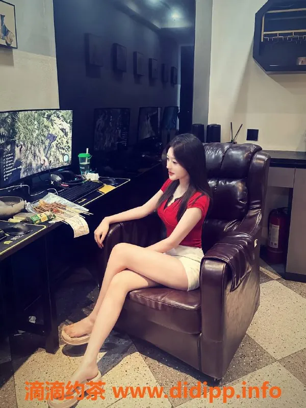 长沙楼凤资源信息,雨花区19岁小仙，激情服务仅需600p