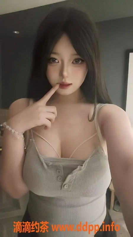 长沙楼凤-雨花区22岁李不甜，170cm D罩杯，700p可夜