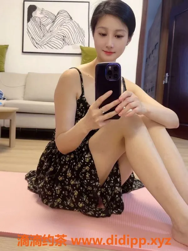 北京楼凤资源信息,朝阳娟娟，26岁女友型，高挑身材800元体验