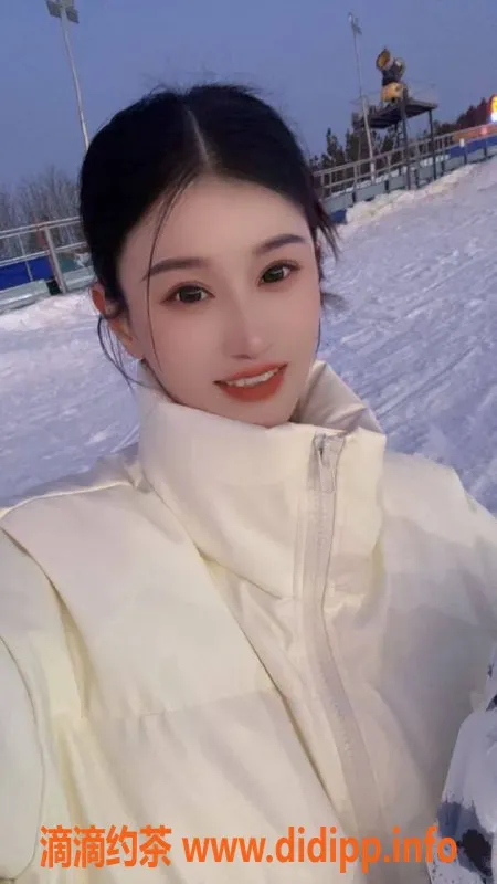 成都楼凤-锦江区御姐罗拉，170cm身材高挑，服务多样