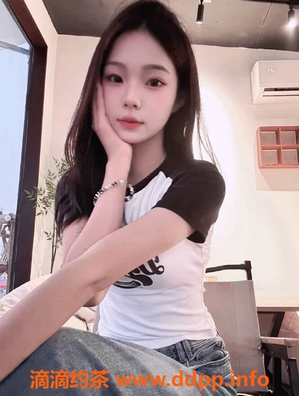 杭州楼凤-拱墅区悦悦，900元嫩妹服务，69互舔