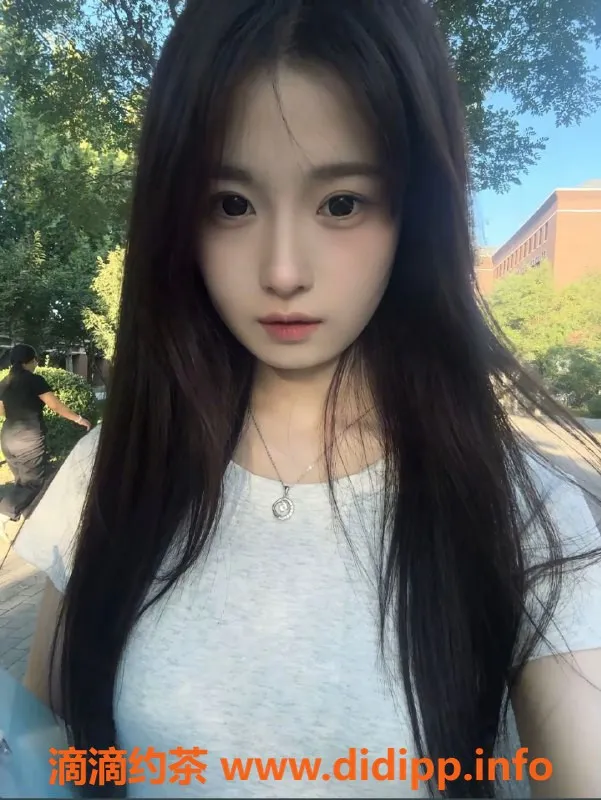 杭州楼凤-上城嫩妹楚楚，1200元超值服务！