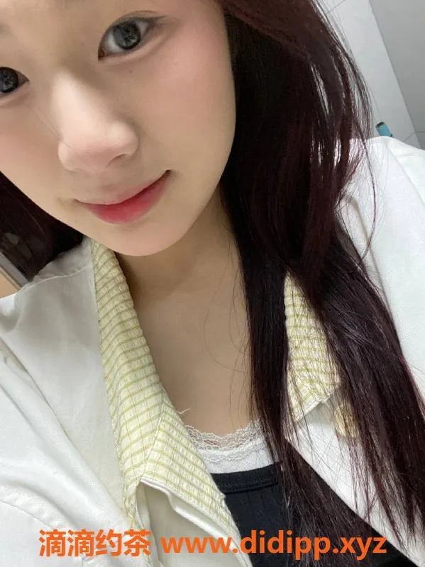 郑州楼凤资源信息,郑州星星，160高、50斤、18岁，超值体验！