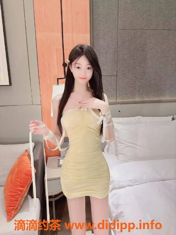 杭州楼凤-上城区22岁若若，162cm D罩杯，热情服务等你解锁！