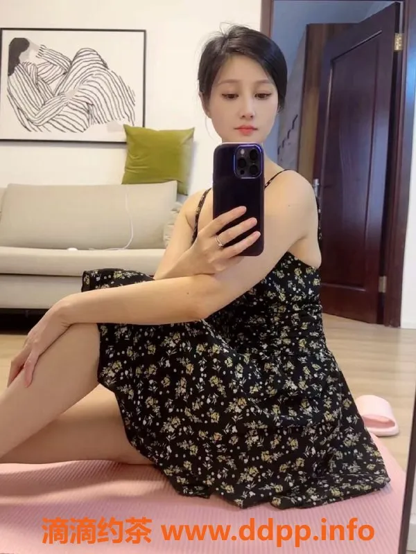 北京楼凤-朝阳娟娟26岁162cm女友型，800元超值服务