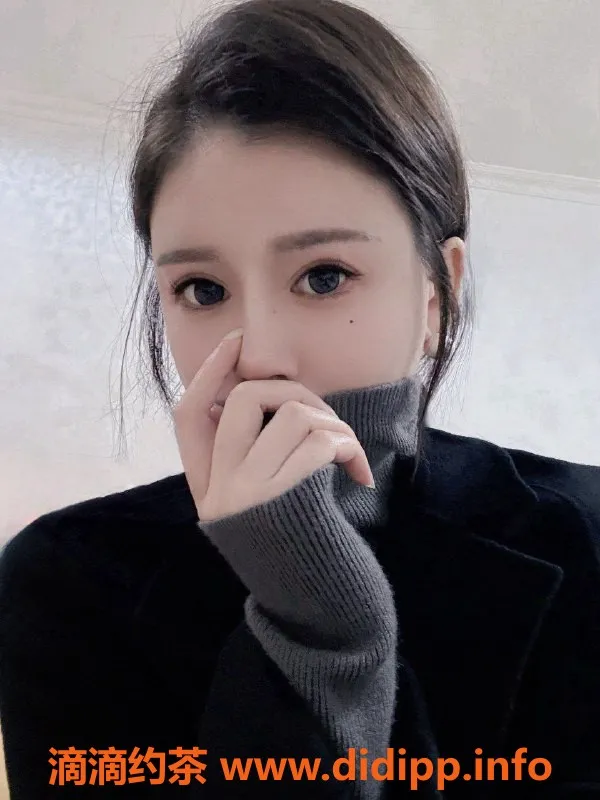 广州楼凤-天河御姐余七七，夜课7P大胸服务