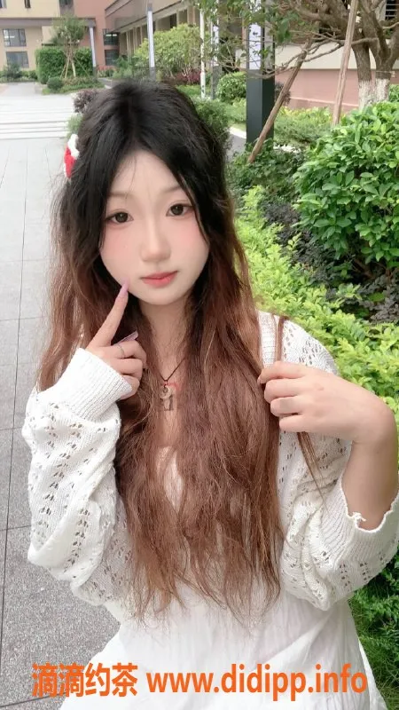 广州楼凤-天河嫩妹小敏，视频验证，800元享服务