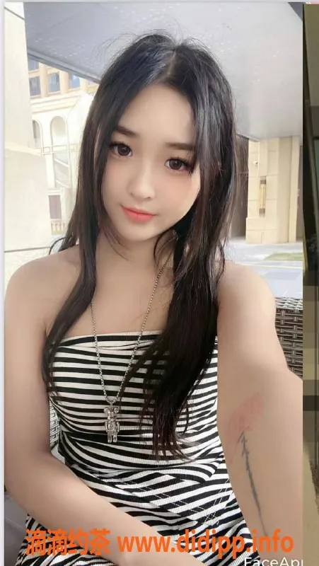 珠海楼凤-香洲小雨，身材诱人，服务优质