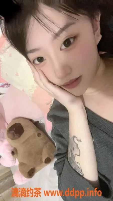 广州楼凤-佛山兔兔，800元起蛇吻服务，体验不容错过！