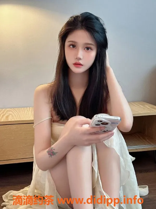 深圳楼凤资源信息,龙华佳佳，1200元绝佳服务体验