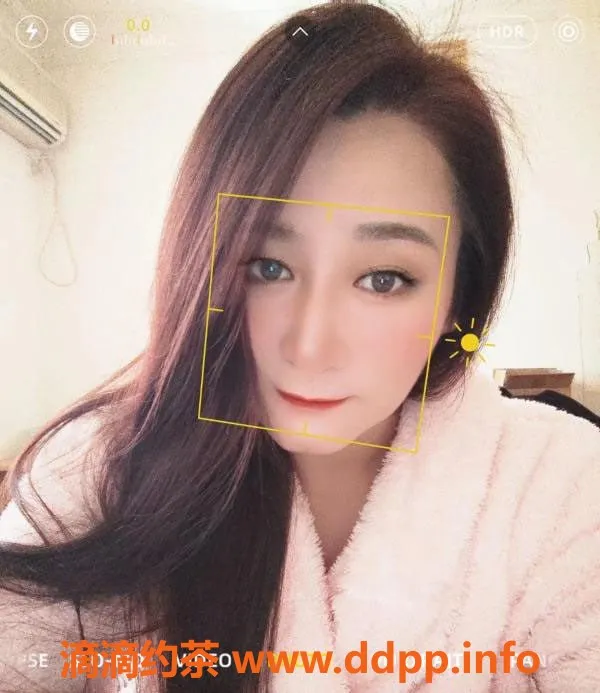 上海楼凤-宝山区30岁高挑美女，400元KH AA服务