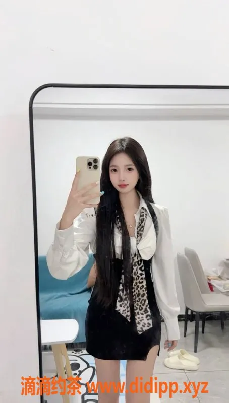 杭州楼凤资源信息,萧山馨馨，颜值甜妹，陪浴服务1000起