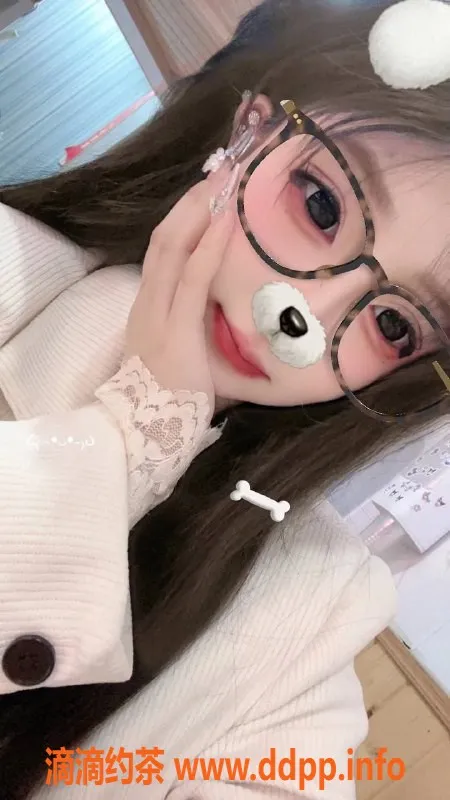 广州楼凤-天河嫩妹琪琪，舌吻服务700p