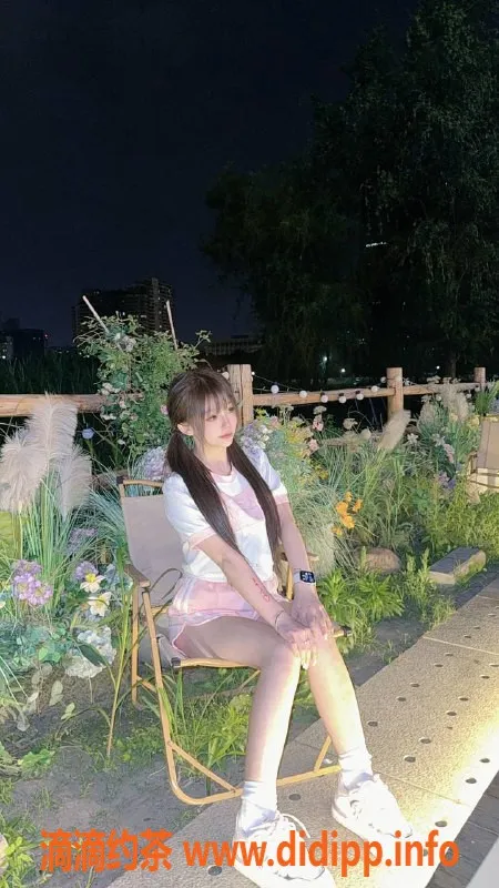 杭州楼凤资源信息,西湖嫩妹十七，1000/P舌吻服务等你来