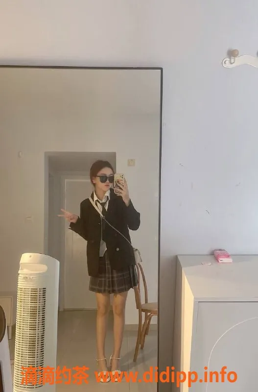 成都楼凤-成华区乐宝，萝莉学妹，服务超棒！