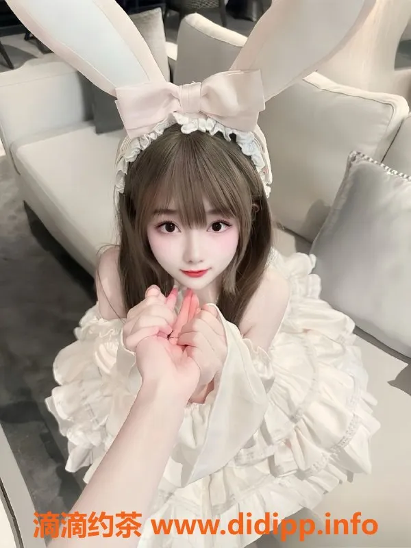 广州楼凤-天河御姐朵朵酱，18P夜课等你来体验！